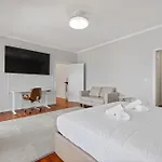 Villa Eastern Edge By Homie